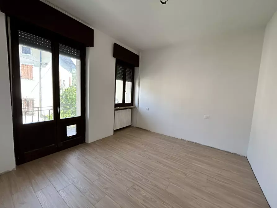 Immagine 4 di Appartamento in vendita  in Via sei Novembre a Sant'ambrogio Di Valpolicella