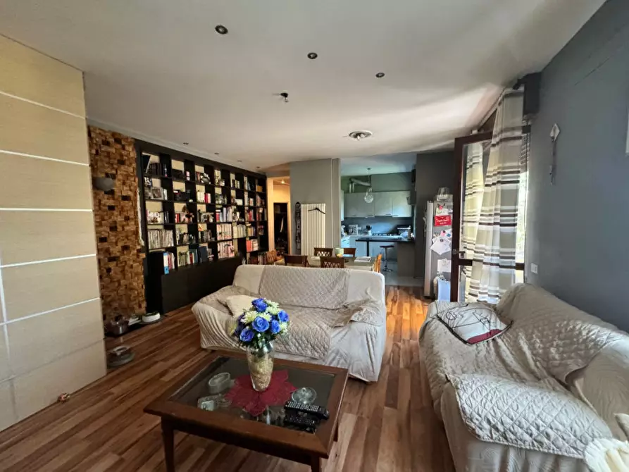 Immagine 1 di Appartamento in vendita  in Via Sorelle Girelli a Poncarale