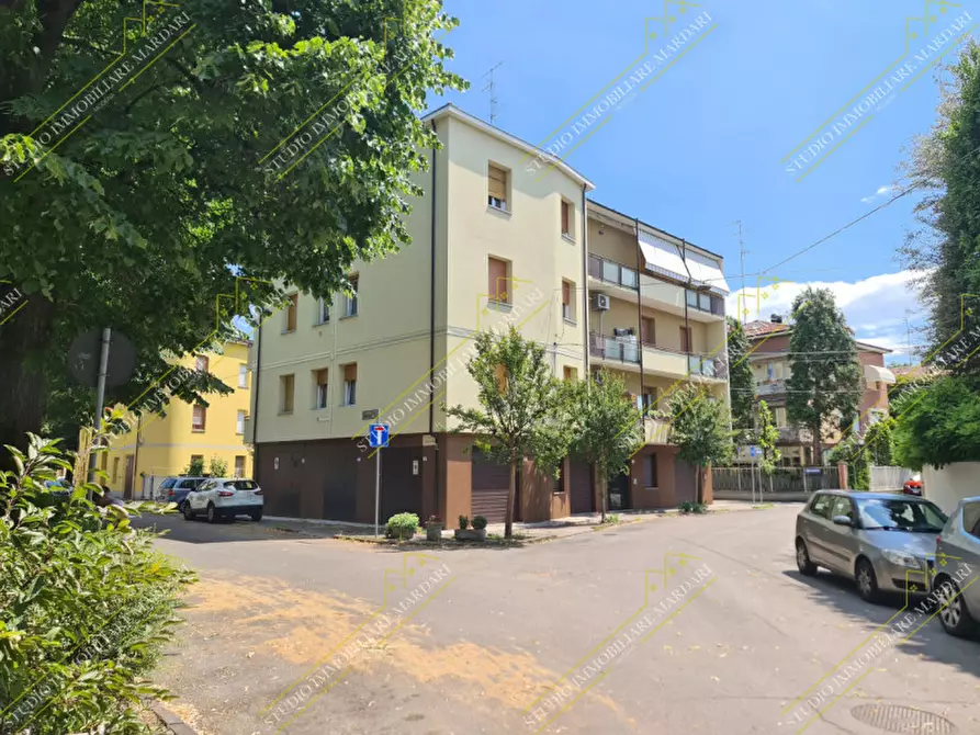 Immagine 2 di Camera in affitto  in Via Arenzano 61 a Modena