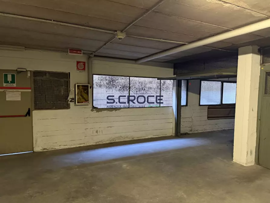 Immagine 2 di Garage in vendita  a Padova
