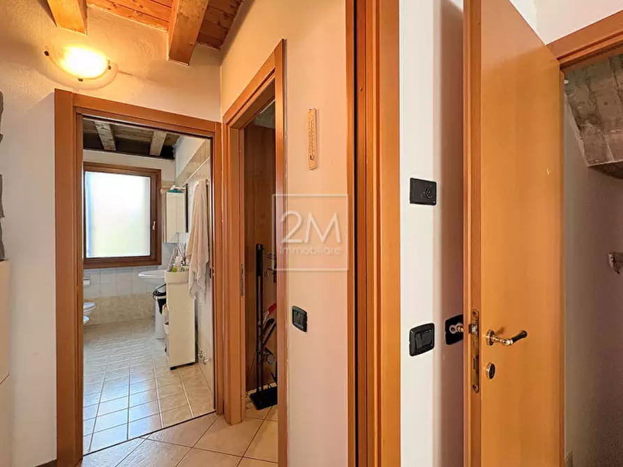 Immagine 7 di Appartamento in vendita  in Via Cavour a Villafranca Di Verona