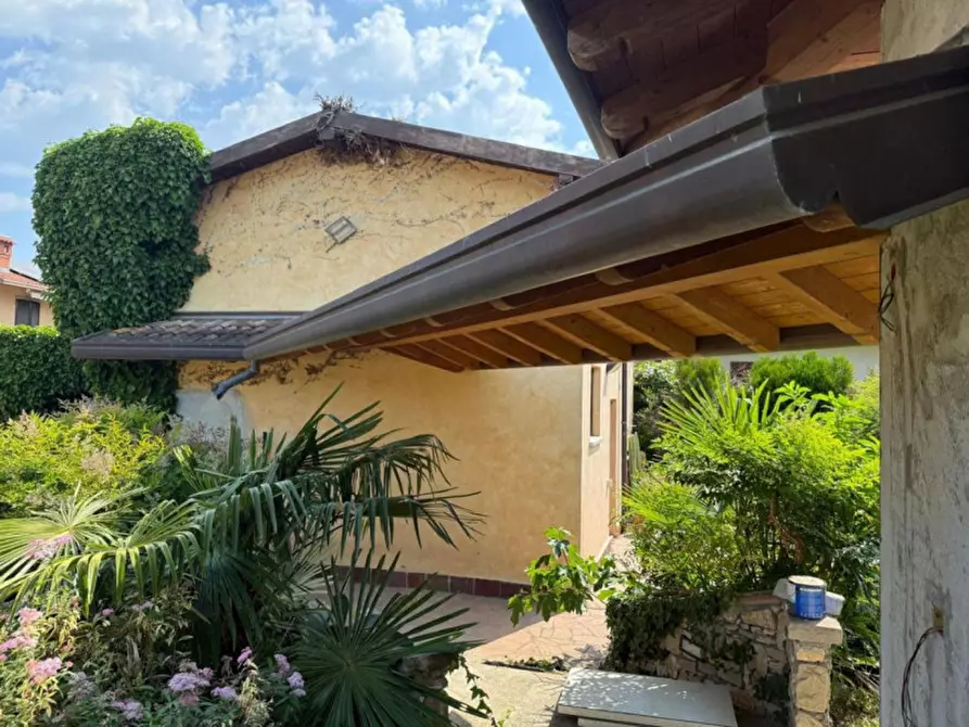 Immagine 6 di Villa in vendita  in Via delle Valli, 24033 Calusco d'Adda BG, Italia a Calusco D'adda