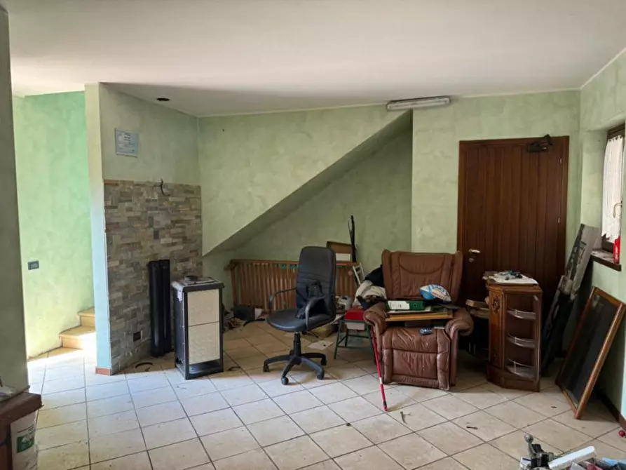 Immagine 29 di Villa in vendita  in Via delle Valli, 24033 Calusco d'Adda BG, Italia a Calusco D'adda