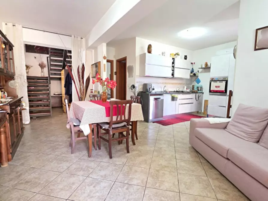 Immagine 2 di Villa in vendita  in Via Pace Giammoro,74 a Pace Del Mela