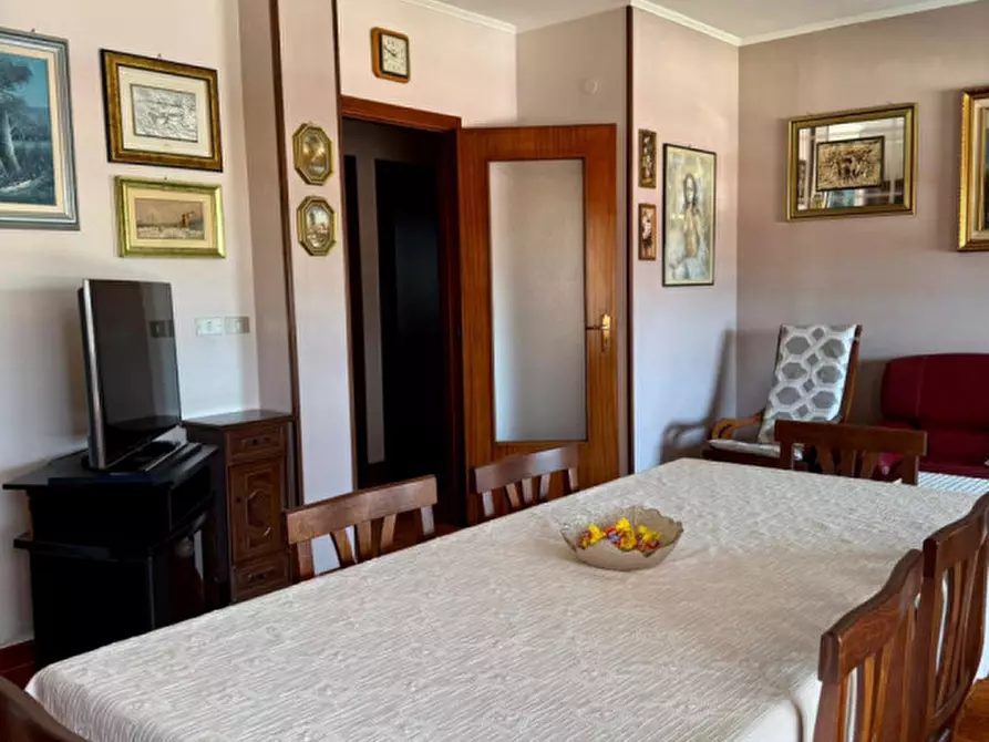 Immagine 2 di Appartamento in vendita  in via lunga a Villastellone