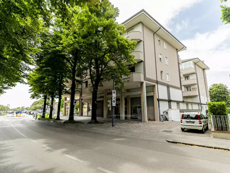 Immagine 1 di Appartamento in vendita  in Via IV Novembre, 3 a Abano Terme