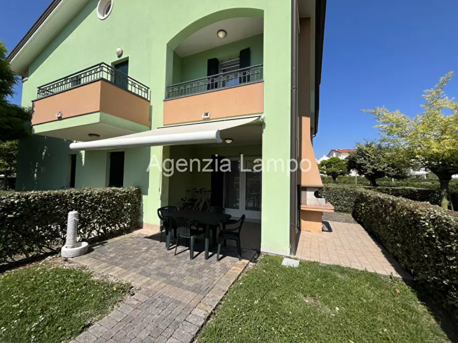 Immagine 2 di Villetta a schiera in vendita  in Viale dei Gabbiani a Caorle