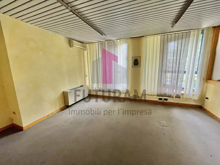 Immagine 3 di Ufficio in affitto  a Arcugnano