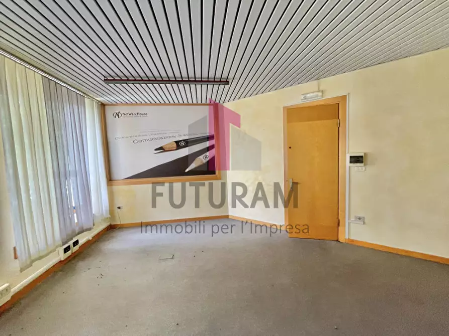 Immagine 10 di Ufficio in affitto  a Arcugnano