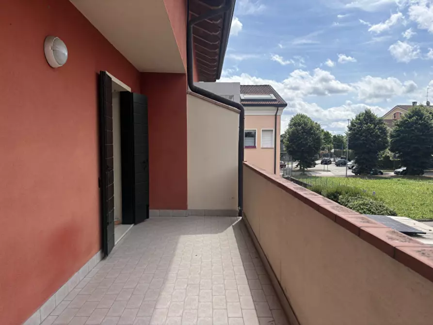 Immagine 22 di Casa trifamiliare in vendita  in Via Toscanini a Mestrino
