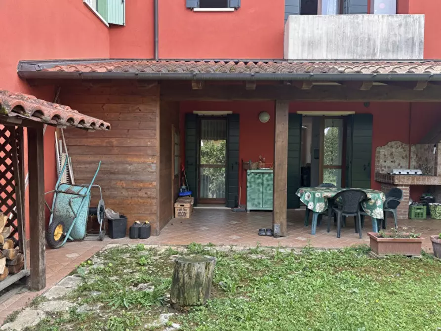 Immagine 26 di Casa trifamiliare in vendita  in Via Toscanini a Mestrino