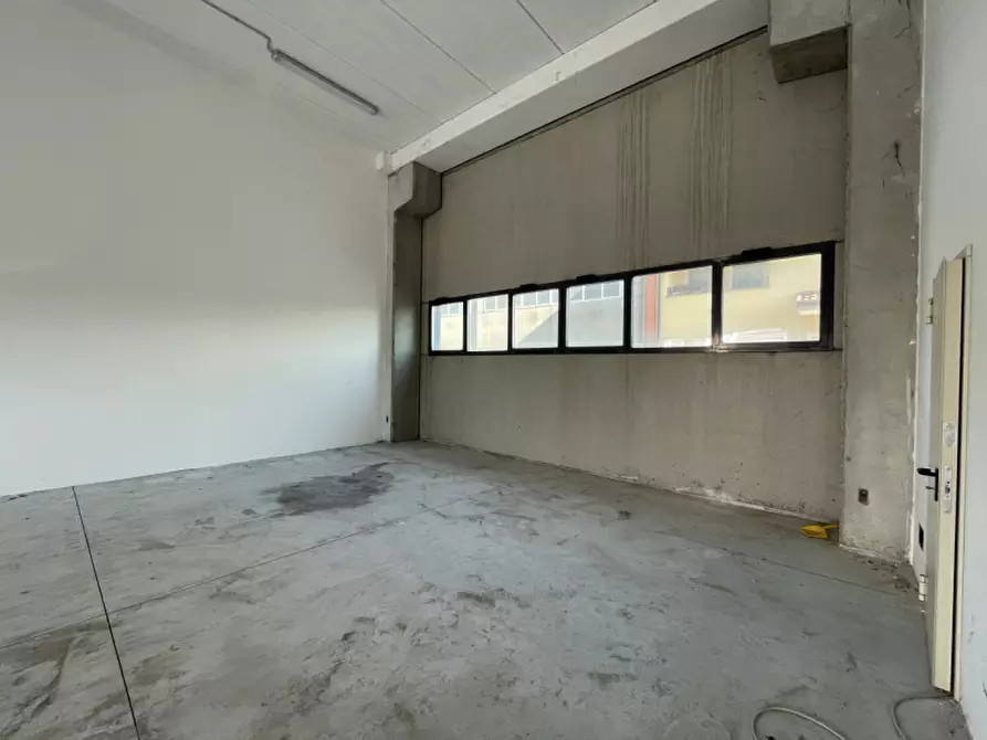 Immagine 8 di Capannone industriale in affitto  in VIA ROMA 1 a Masera' Di Padova