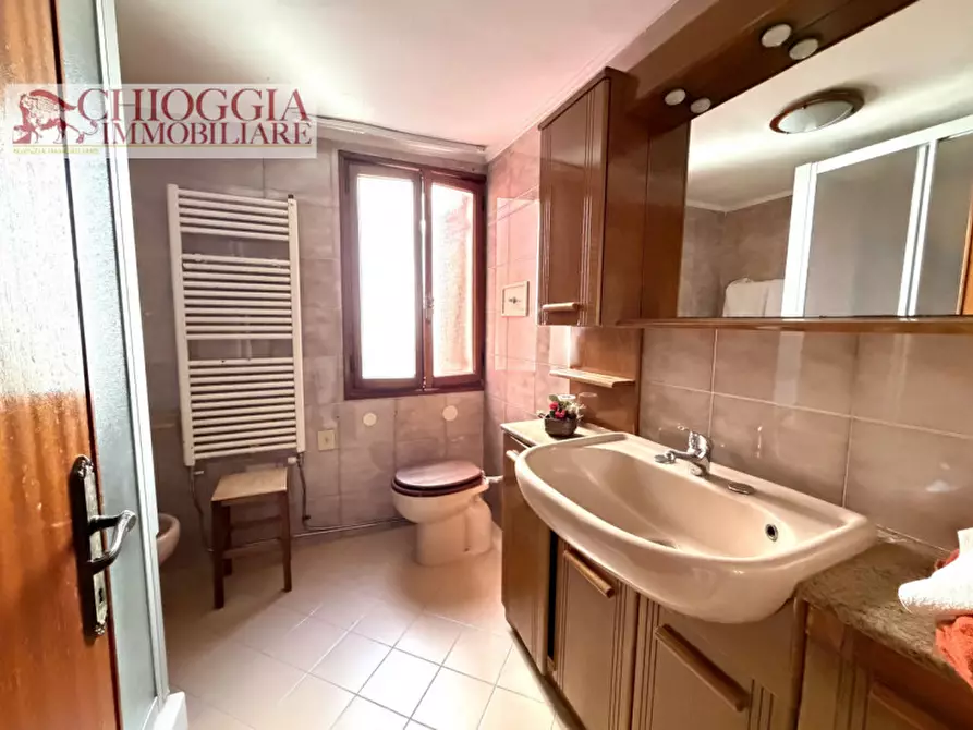 Immagine 10 di Casa indipendente in vendita  in Calle Donaggio a Chioggia
