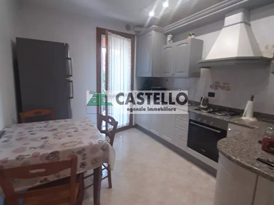 Immagine 2 di Casa bifamiliare in vendita  in Via Palazzina 1 a Campodoro