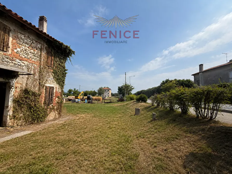 Immagine 3 di Rustico / casale in vendita  in Via Schiavonesca Nuova 83 a Nervesa Della Battaglia