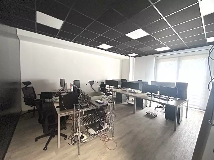 Immagine 3 di Ufficio in affitto  in via romagna a Cesena