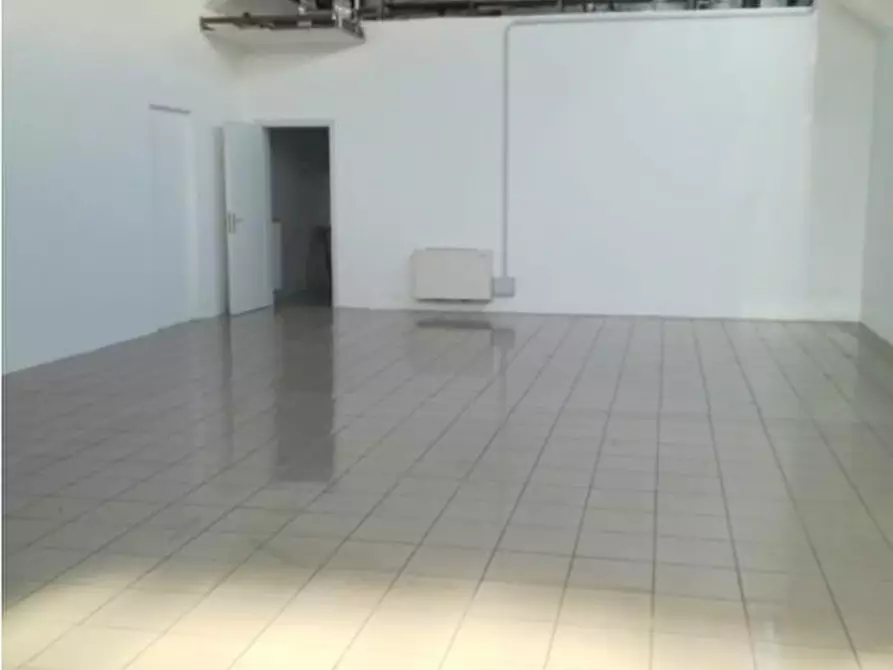 Immagine 2 di Capannone industriale in affitto  in Via Galileo Galilei a Selvazzano Dentro