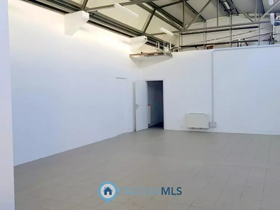Immagine 6 di Capannone industriale in affitto  in Via Galileo Galilei a Selvazzano Dentro