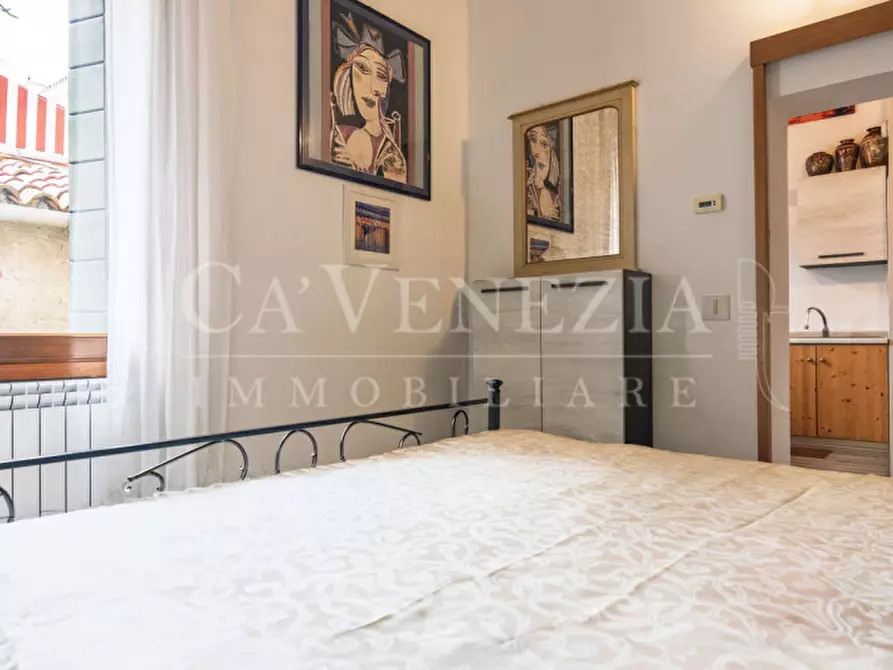 Immagine 5 di Appartamento in vendita  a Venezia