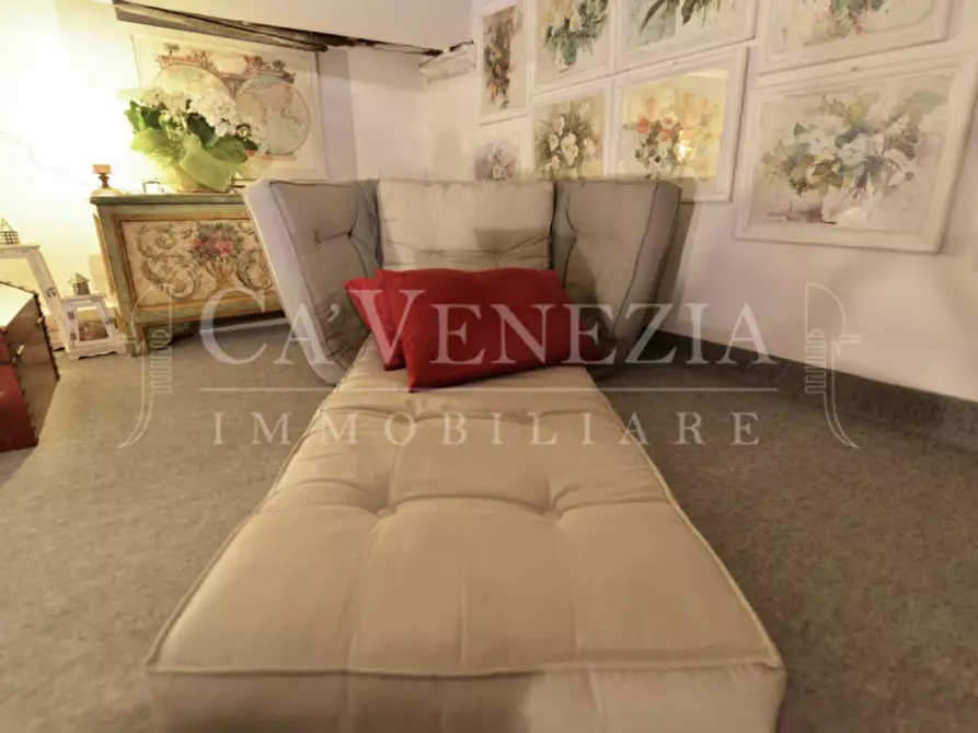 Immagine 12 di Appartamento in vendita  a Venezia