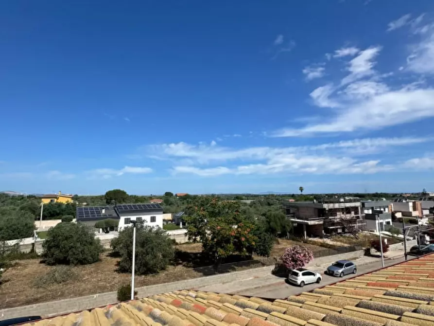 Immagine 2 di Villetta a schiera in vendita  in VIA VIRDIS a Sassari