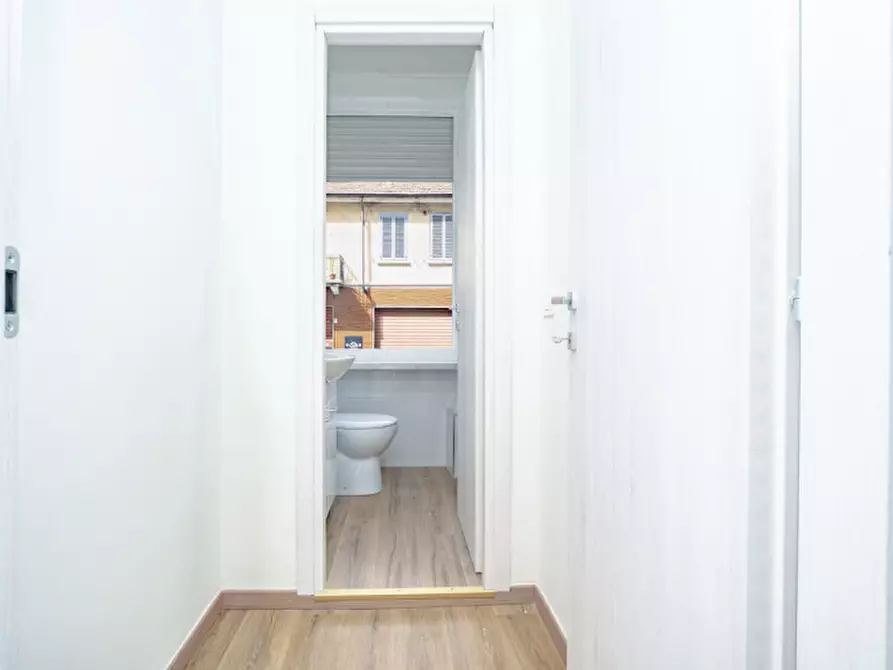 Immagine 14 di Appartamento in affitto  in Via Villar, 47 a Torino