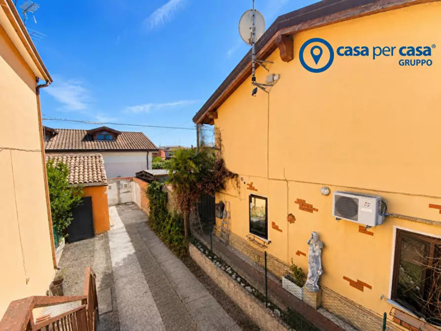 Immagine 28 di Casa bifamiliare in vendita  in Viale Guglielmo Marconi a Rosolina