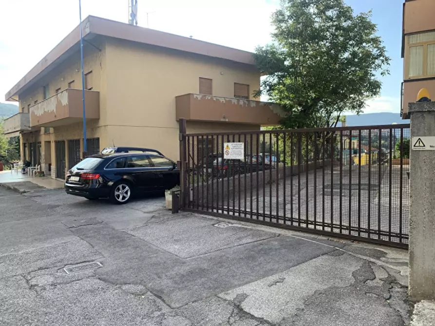 Immagine 15 di Magazzino in vendita  in Via Grego 53/2 a Trieste