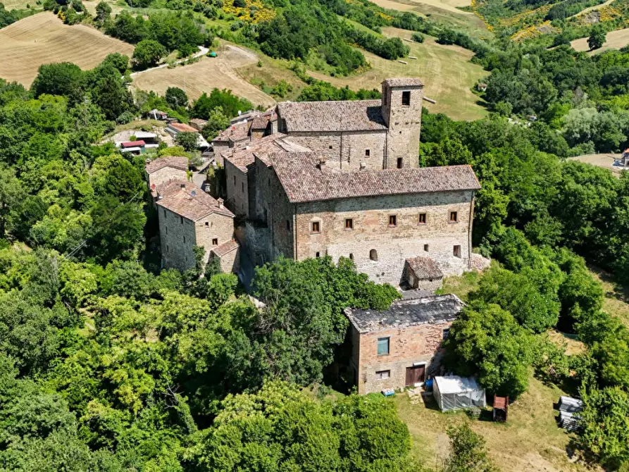 Immagine 2 di Casa indipendente in vendita  in Monastero a Piandimeleto