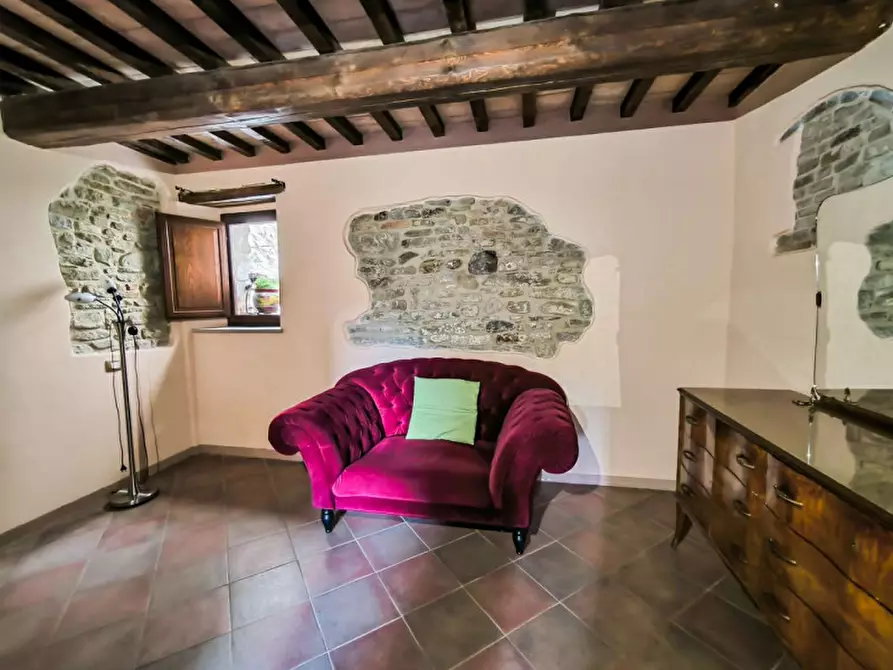 Immagine 11 di Casa indipendente in vendita  in Monastero a Piandimeleto