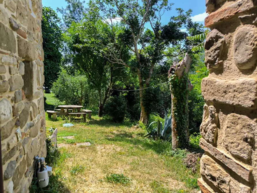 Immagine 25 di Casa indipendente in vendita  in Monastero a Piandimeleto