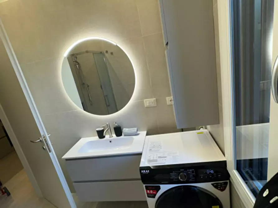 Immagine 7 di Appartamento in affitto  a Rovigo