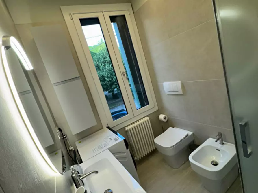 Immagine 9 di Appartamento in affitto  a Rovigo