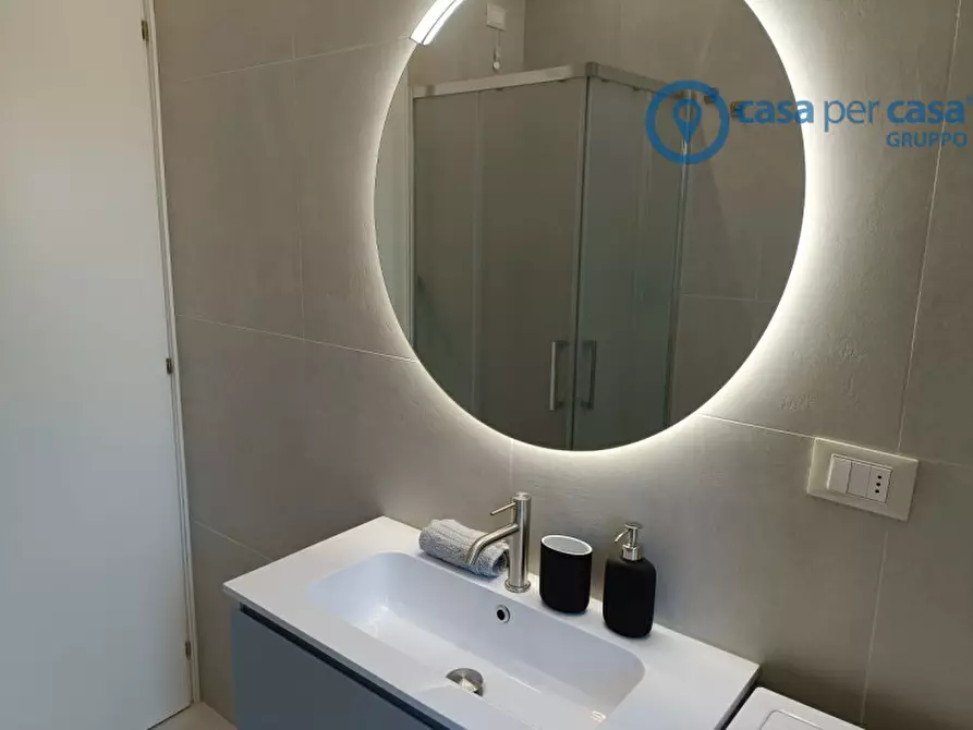 Immagine 10 di Appartamento in affitto  a Rovigo