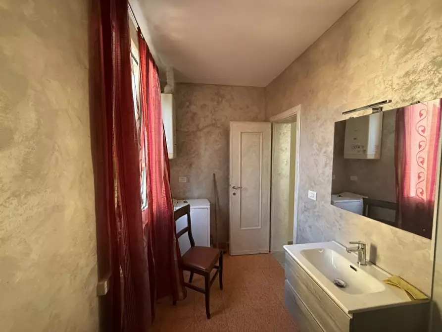 Immagine 13 di Appartamento in affitto  in Via Pietro Frattini a Mantova