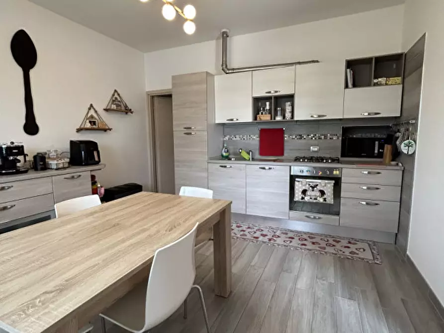 Immagine 9 di Casa bifamiliare in vendita  in Via Mascagni a Salzano