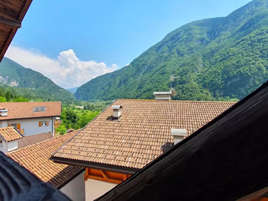 Immagine 1 di Appartamento in vendita  in Frazione Pez a Tre Ville