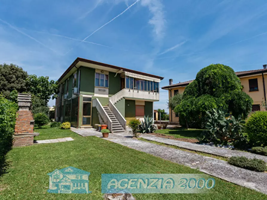 Immagine 1 di Casa bifamiliare in vendita  in Via Caneva 10 a Bovolenta