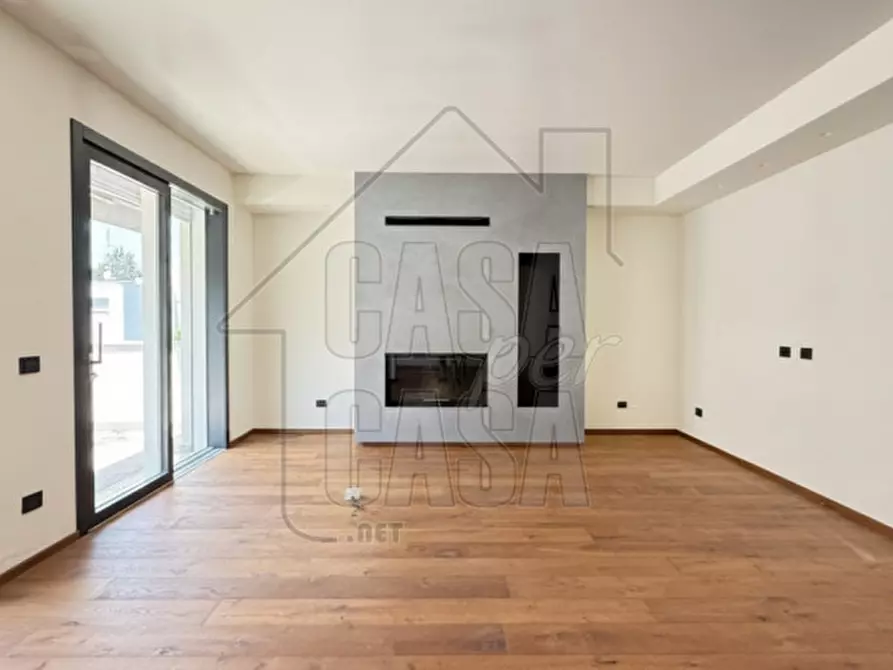 Immagine 1 di Casa bifamiliare in vendita  in Via Padova a Selvazzano Dentro