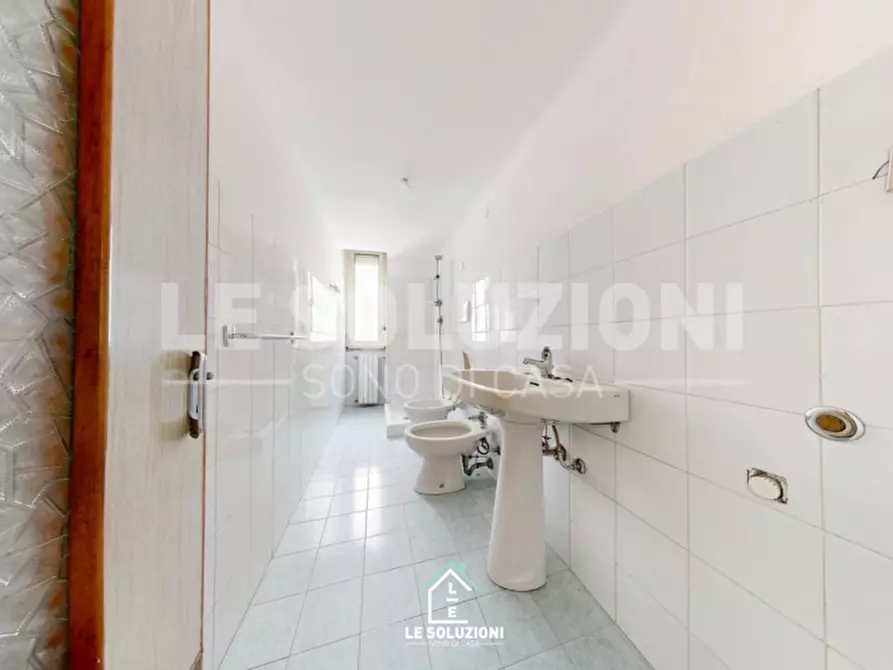 Immagine 15 di Appartamento in vendita  in Via Guglielmo Marconi 19 a Putignano