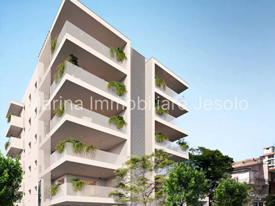 Immagine 1 di Appartamento in vendita  in Via Leon Battista Alberti a Jesolo