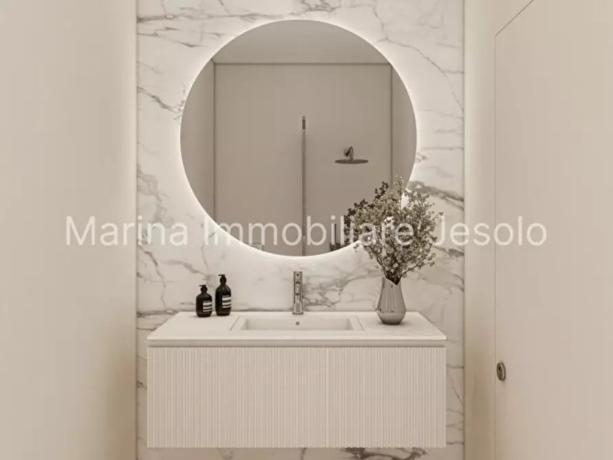 Immagine 16 di Appartamento in vendita  in Via Leon Battista Alberti a Jesolo