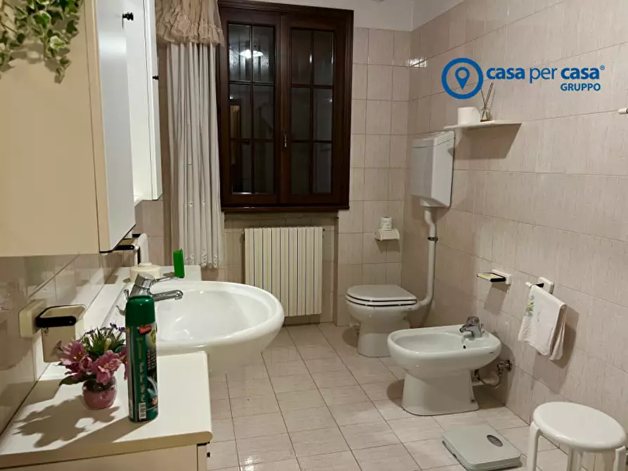 Immagine 29 di Casa bifamiliare in vendita  in Via Emilia a Solesino