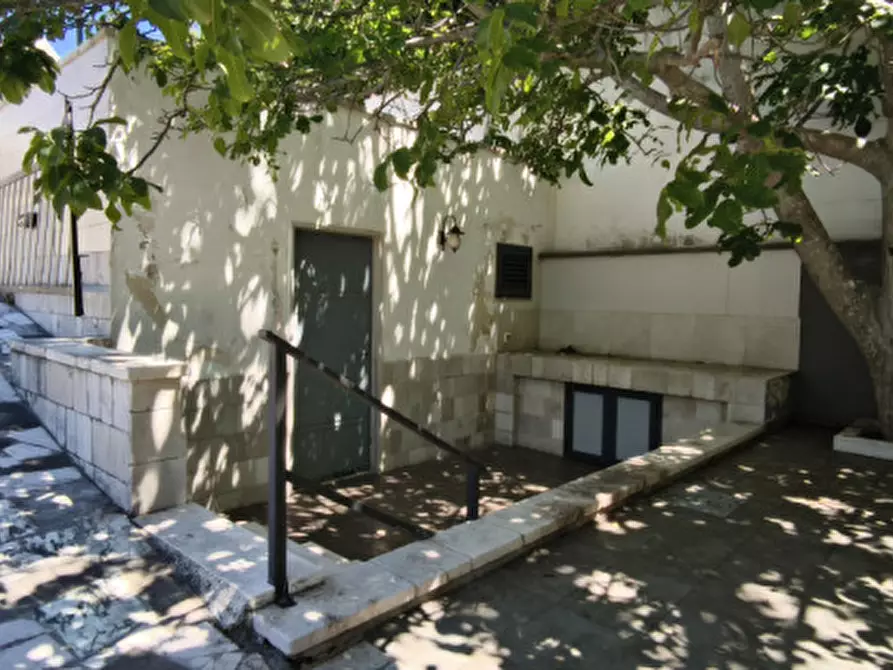 Immagine 33 di Villetta a schiera in vendita  in Viale Arsilio a Fasano