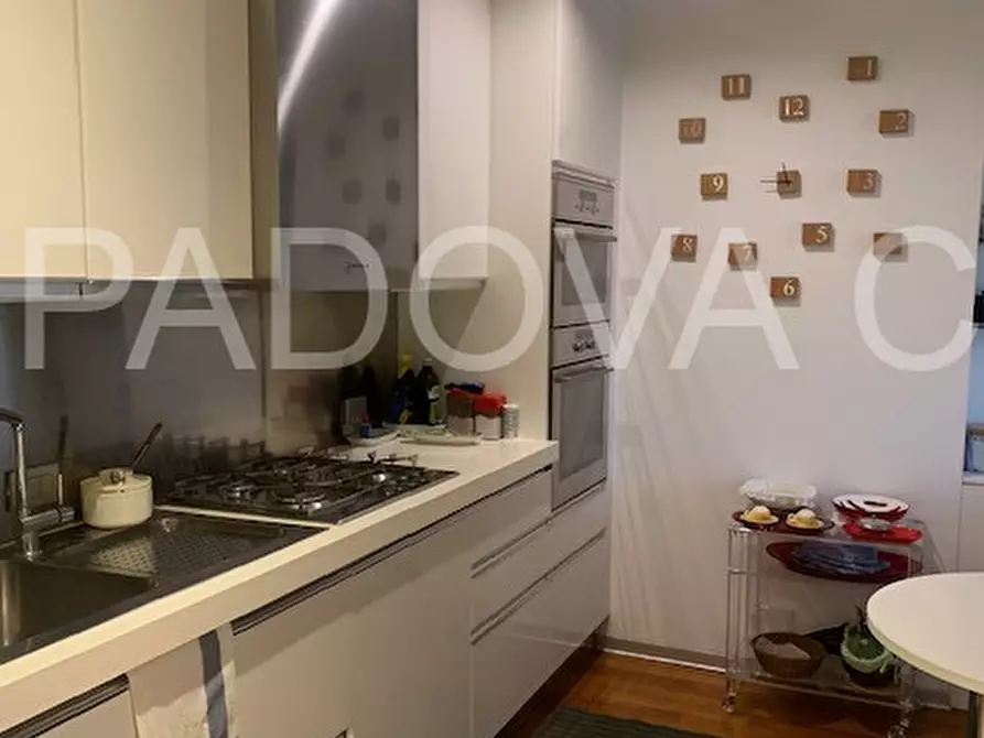 Immagine 14 di Appartamento in vendita  in corso milano a Padova