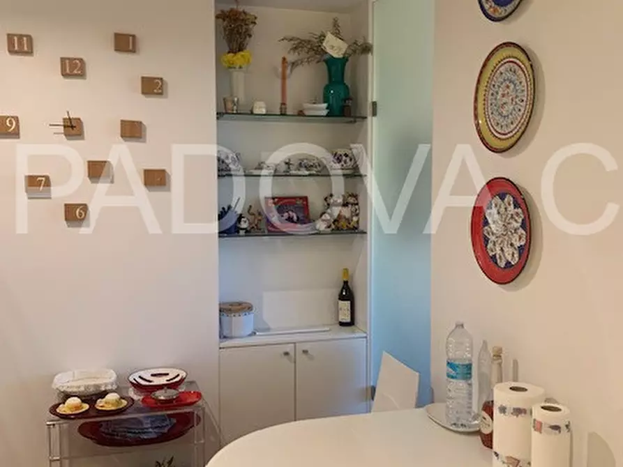 Immagine 15 di Appartamento in vendita  in corso milano a Padova