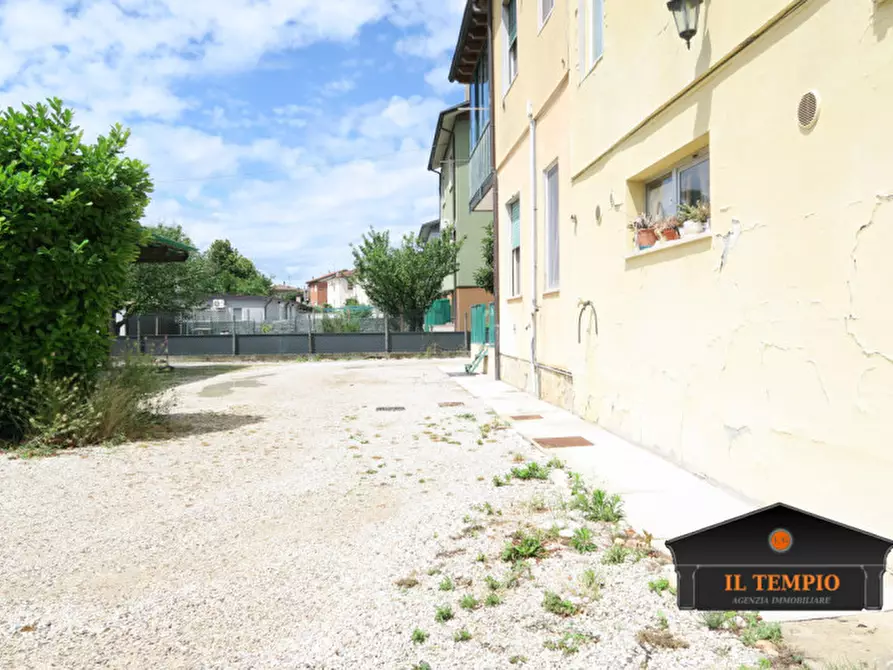 Immagine 11 di Appartamento in vendita  in strada ca balbi a Vicenza