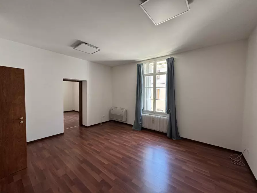 Immagine 3 di Ufficio in affitto  in Via Giuseppe Garibaldi a Lonigo
