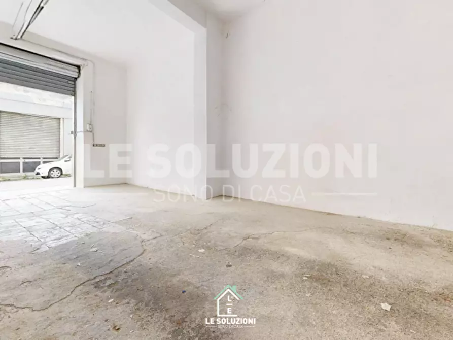 Immagine 3 di Garage in vendita  in Via Guglielmo Marconi 17 a Putignano