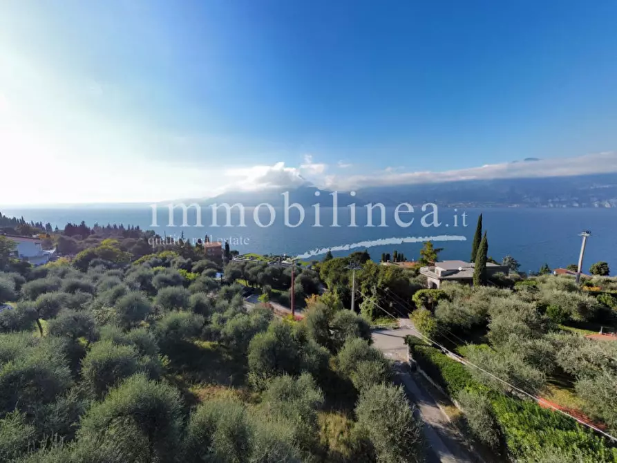 Immagine 4 di Terreno in vendita  in Via Alessandro Manzoni a Torri Del Benaco